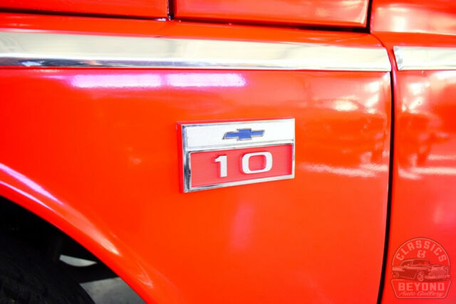 Chevrolet C10 1966 image number 11