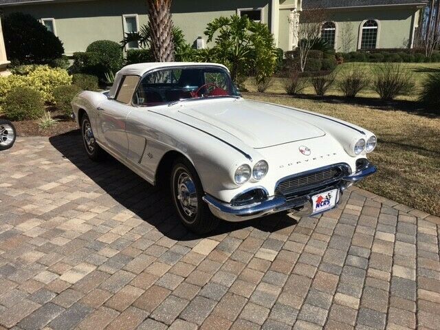 Chevrolet Corvette 1962 image number 25