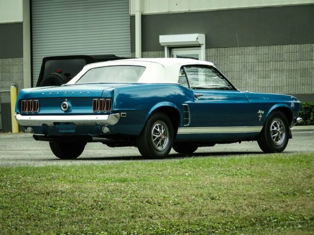 Ford Mustang 1969 image number 10