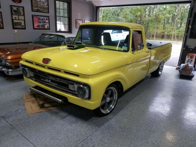 Ford F-100 1965 image number 1