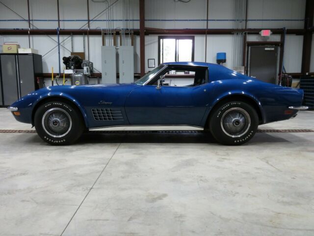 Chevrolet Corvette 1971 image number 1