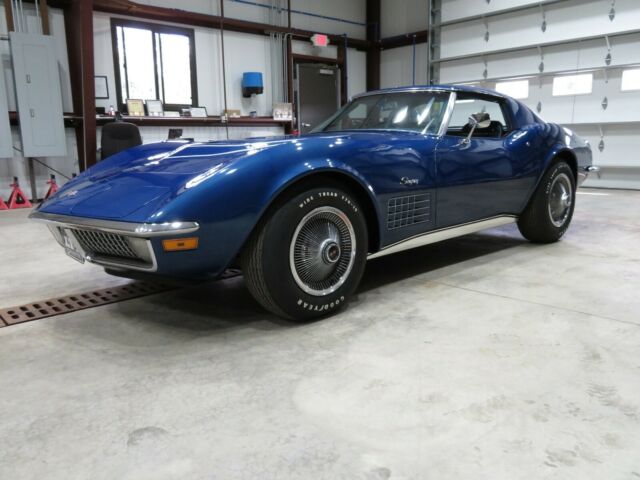 Chevrolet Corvette 1971 image number 2