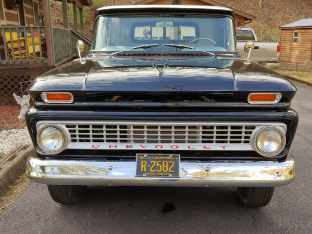 Chevrolet C-10 1963 image number 2