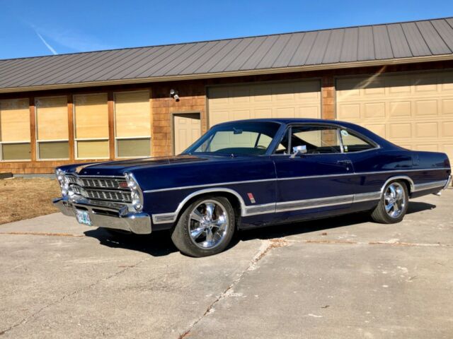 Ford Galaxie 1967 image number 8