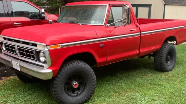 Ford F-250 1976 image number 0