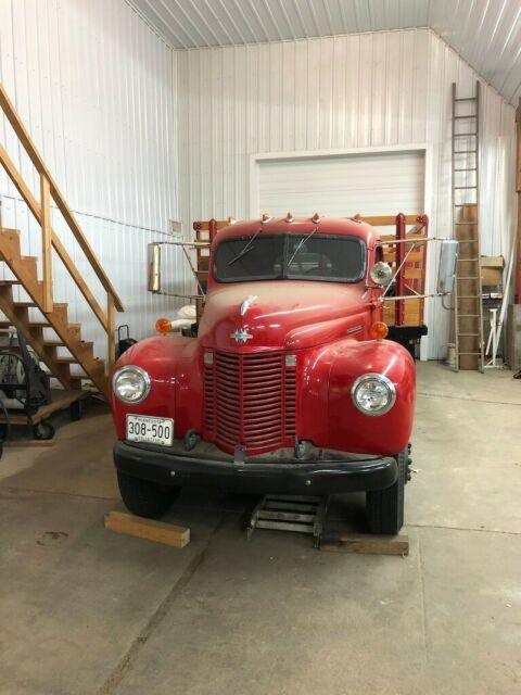 International Harvester KB5 1947 image number 1