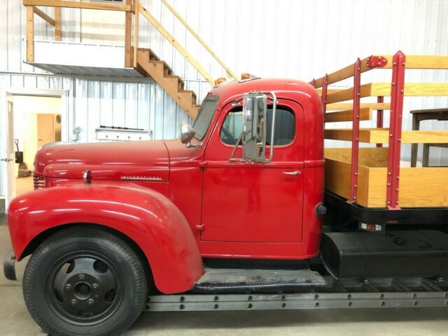 International Harvester KB5 1947 image number 2