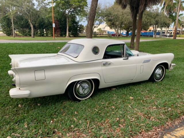 Ford Thunderbird 1957 image number 13