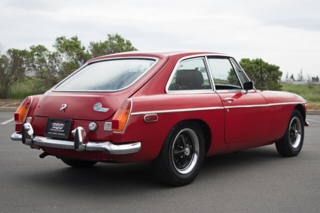 MG MGB 1974 image number 23