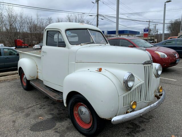 Studebaker M5 1947 image number 1