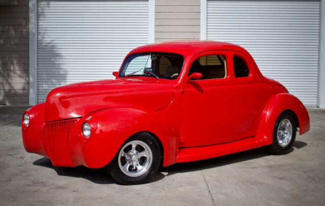 Ford Deluxe Coupe 1939 image number 0