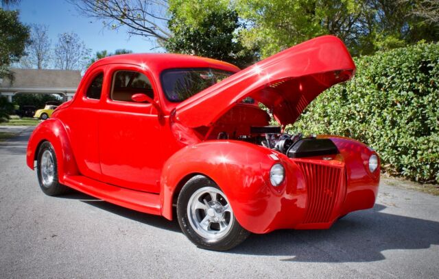 Ford Deluxe Coupe 1939 image number 13