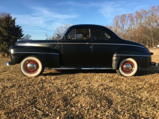 Ford Business coupe 1948 image number 0