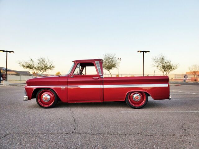 Chevrolet C-10 1966 image number 2