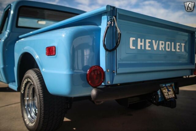 Chevrolet C-10 1969 image number 10