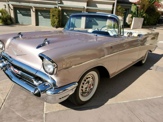 Chevrolet Bel Air/150/210 1957 image number 1