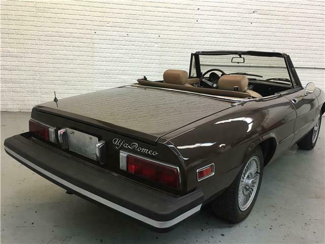 Alfa Romeo Spider 1979 image number 2