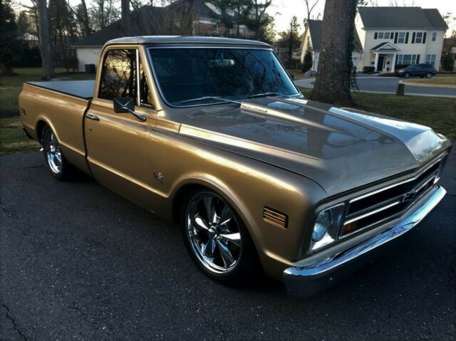 Chevrolet C-10 1967 image number 0