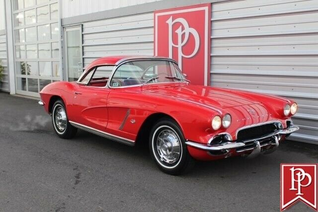 Chevrolet Corvette 1962 image number 18