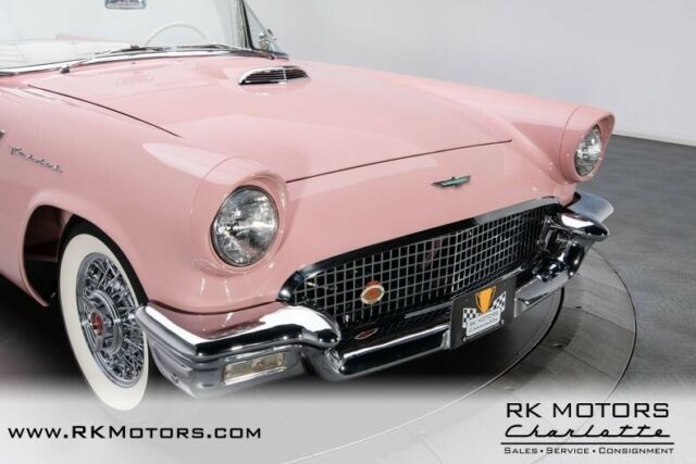 Ford Thunderbird 1957 image number 44