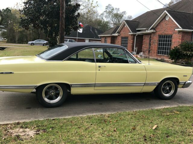 Ford Fairlane 1967 image number 19