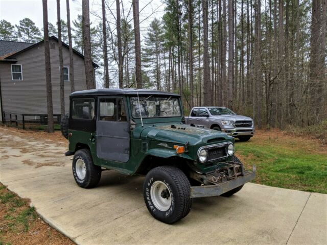 Toyota Land Cruiser 1970 image number 30