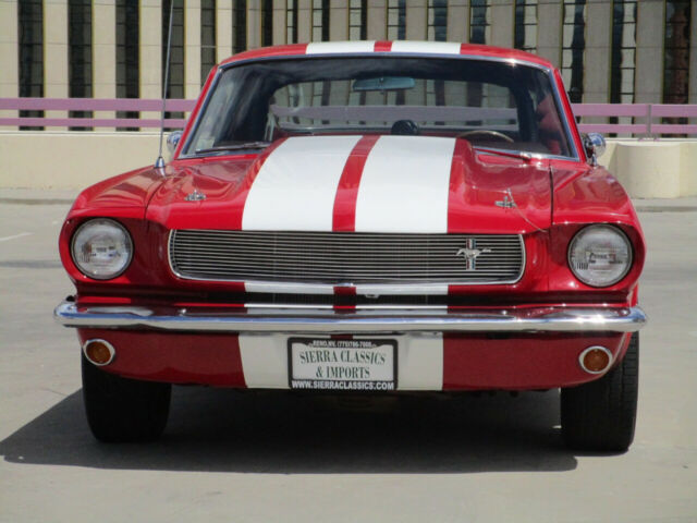 Ford Fastback 1966 image number 41