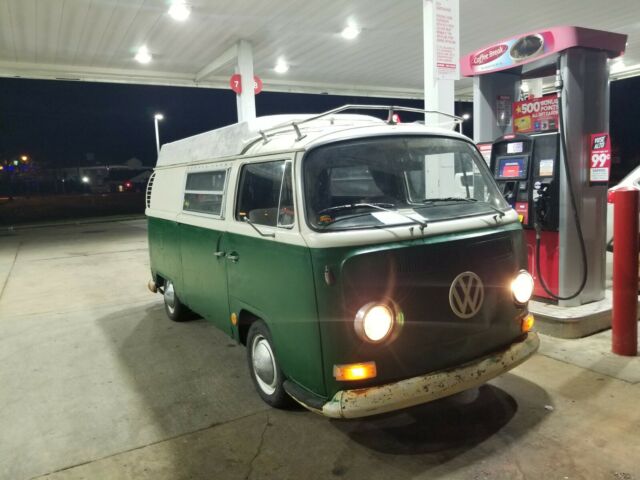 Volkswagen Bus/Vanagon 1968 image number 18