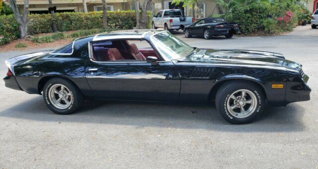 Chevrolet Camaro 1978 image number 2