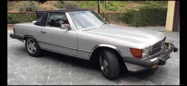 Mercedes-Benz 450SL 1978 image number 16