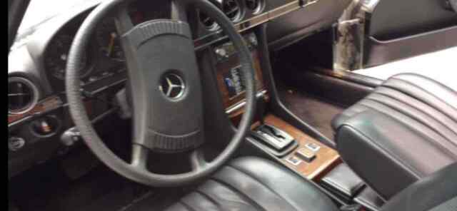 Mercedes-Benz 450SL 1978 image number 17