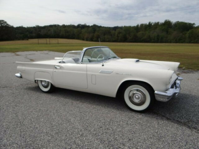 Ford Thunderbird 1956 image number 0