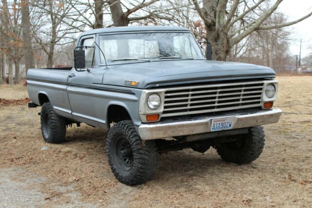 Ford F-250 1967 image number 0