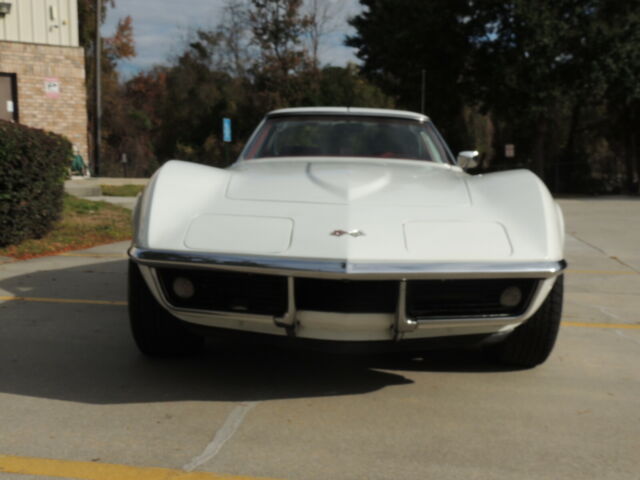 Chevrolet Corvette 1969 image number 28