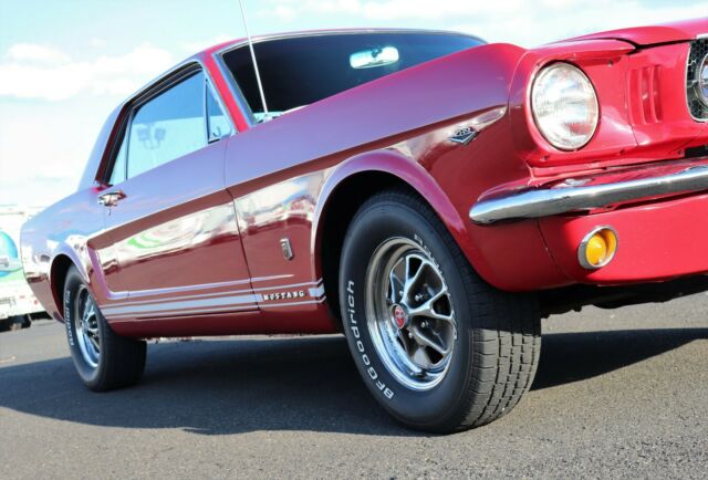 Ford Mustang 1965 image number 14