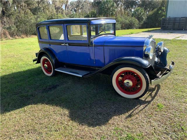 Plymouth sedan 1931 image number 1