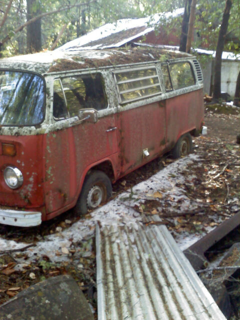 Volkswagen Bus/Vanagon 1973 image number 12