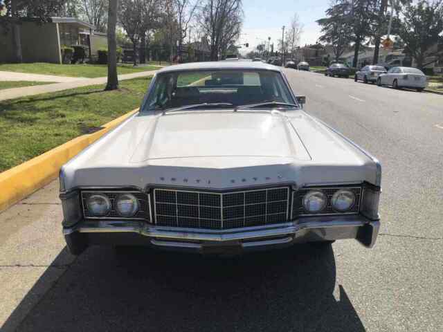 Lincoln Continental 1969 image number 1