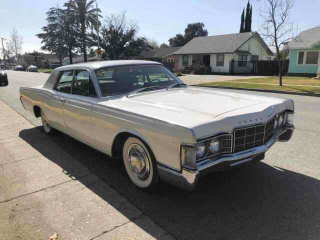 Lincoln Continental 1969 image number 14