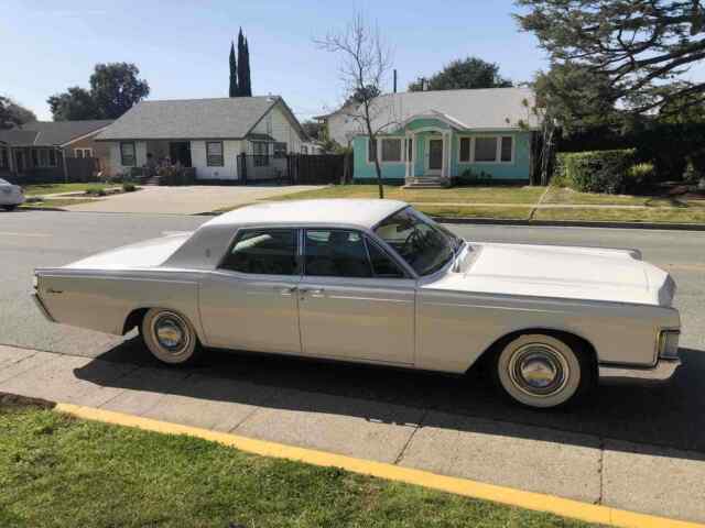 Lincoln Continental 1969 image number 15