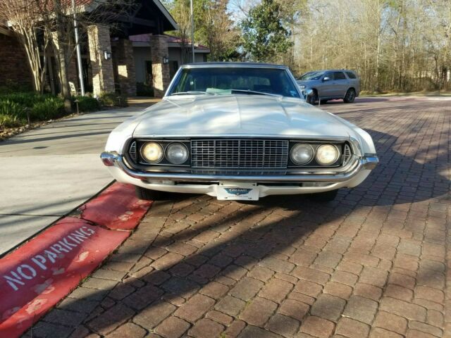 Ford Thunderbird 1968 image number 44