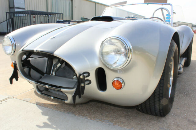 Shelby Cobra 1965 image number 17