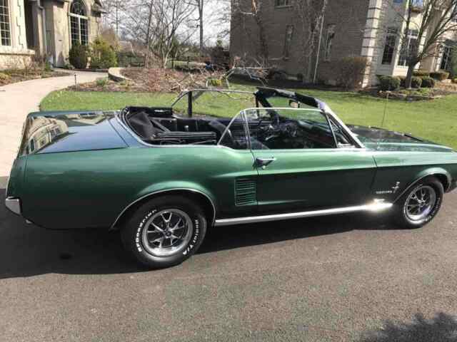 Ford Mustang 1967 image number 10