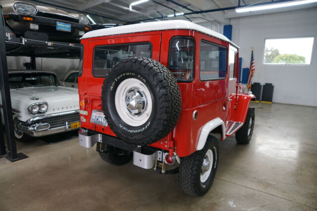 Toyota Landcruiser FJ40L 4WD Hardtop 1965 image number 37