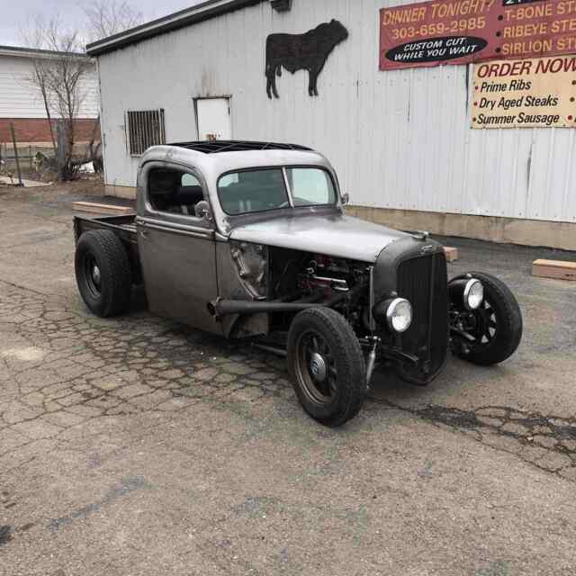 Ford Pickup 1943 image number 22