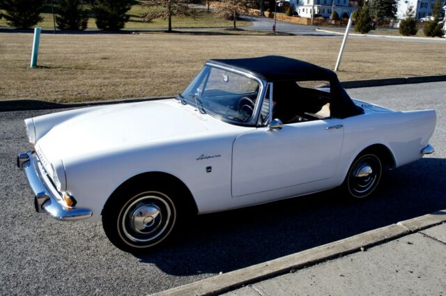 Sunbeam Alpine 1965 image number 30