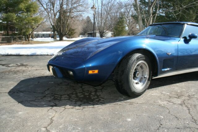 Chevrolet Corvette 1978 image number 26