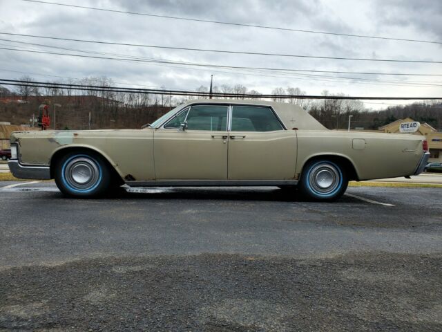 Lincoln Continental 1968 image number 0