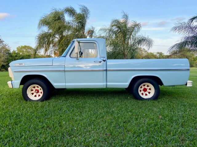 Ford F-100 1967 image number 1