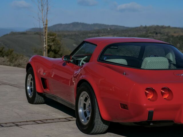 Chevrolet Corvette 1979 image number 6